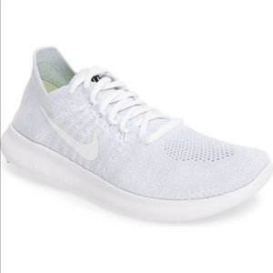 Nike Free Run Flyknit Running Shoe